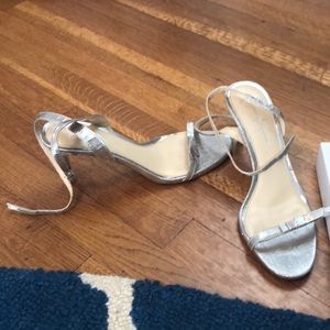 Jessica Simpson healed sandals